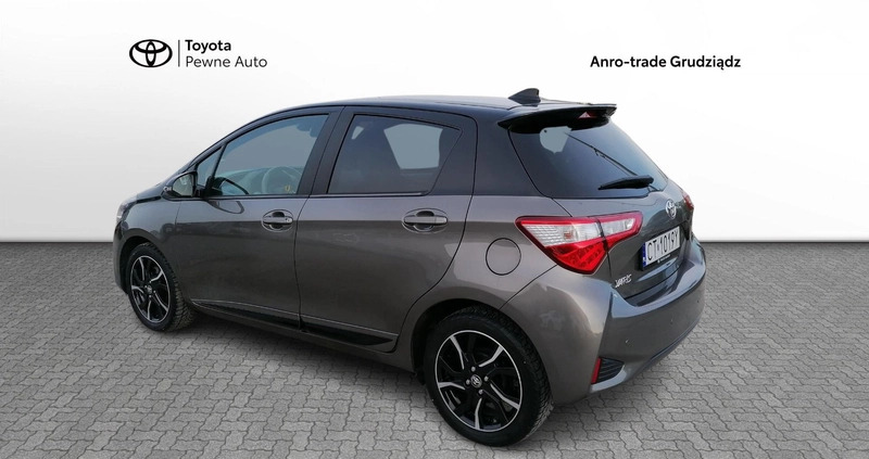 Toyota Yaris cena 59900 przebieg: 34622, rok produkcji 2017 z Grudziądz małe 211